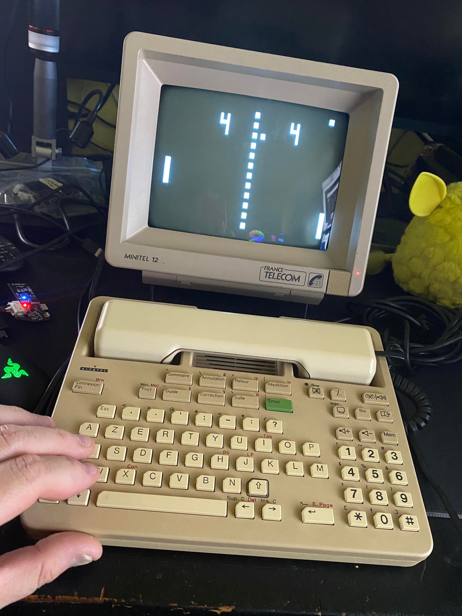 minitel12-pong00 minitel12-pong00