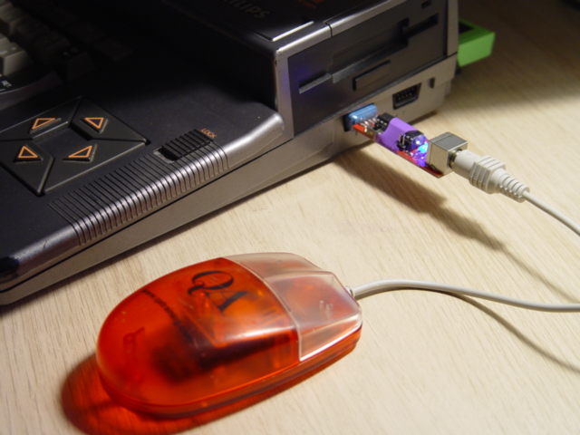msx-souris_ps2_rouge msx-souris_ps2_rouge